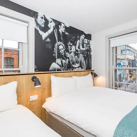 The Auld Dubliner Hotell *