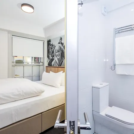 The Auld Dubliner Szálloda